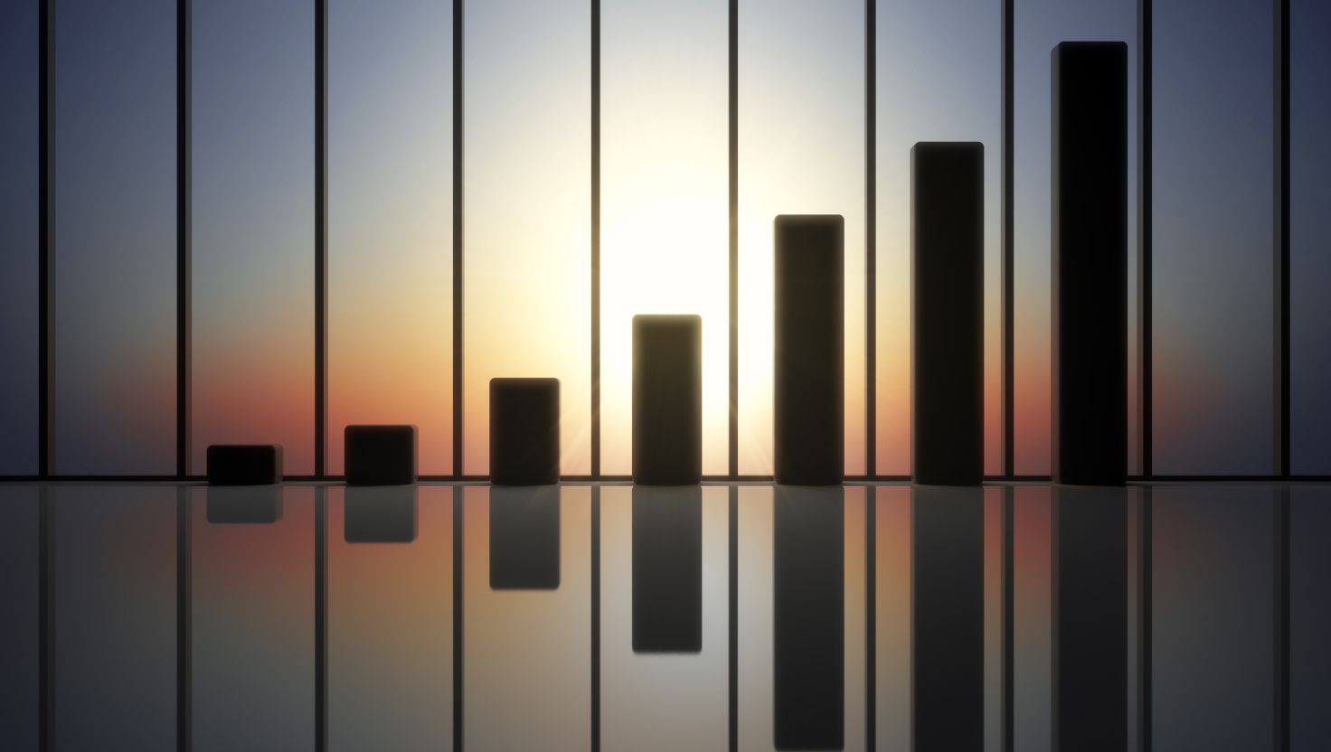 Growing a coaching business online through retention and premium programmes